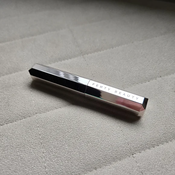 Fenty Mademoiselle Plush Matte Lipstick Freckle Fiesta - Picture 3 of 6